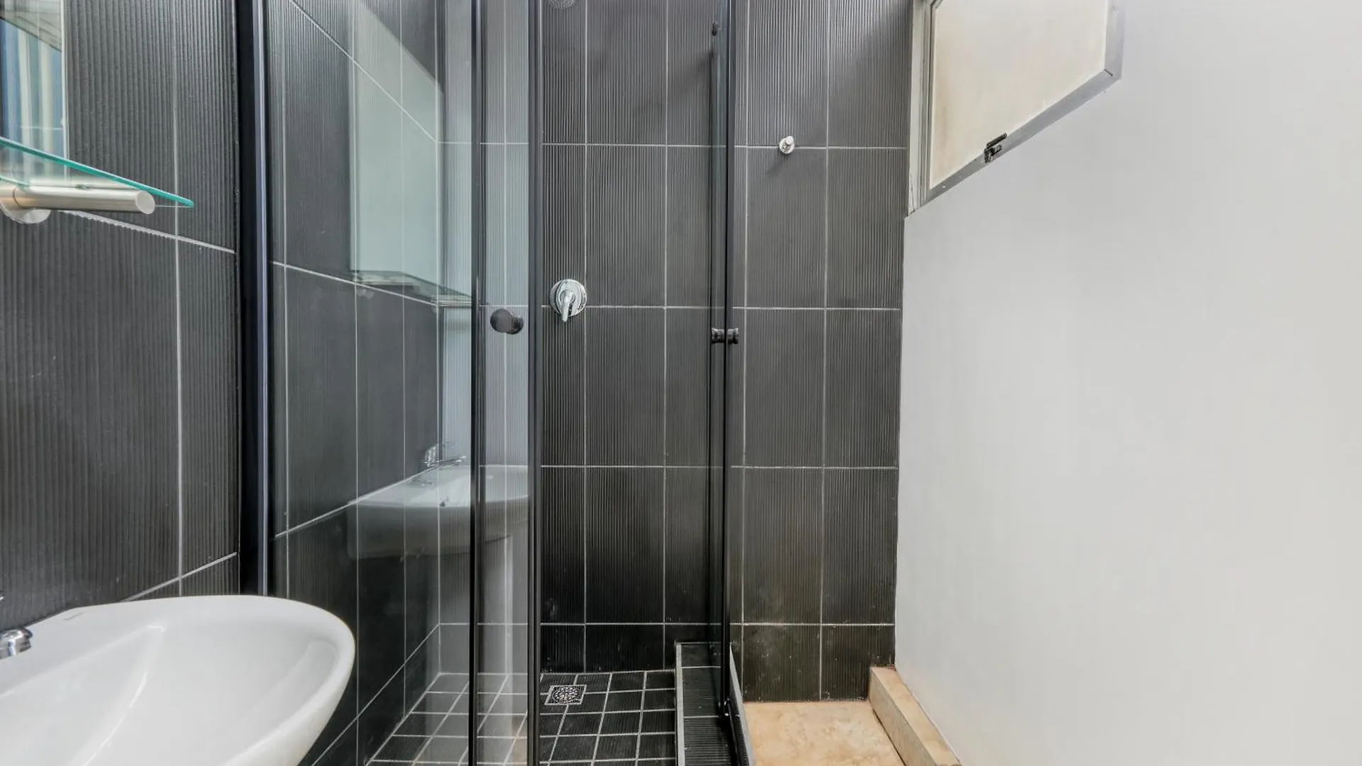 Hotel Inn & Out Express Sea Point Cape Town South Africa